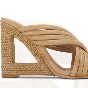 RAYE Averill Wedge in Beige